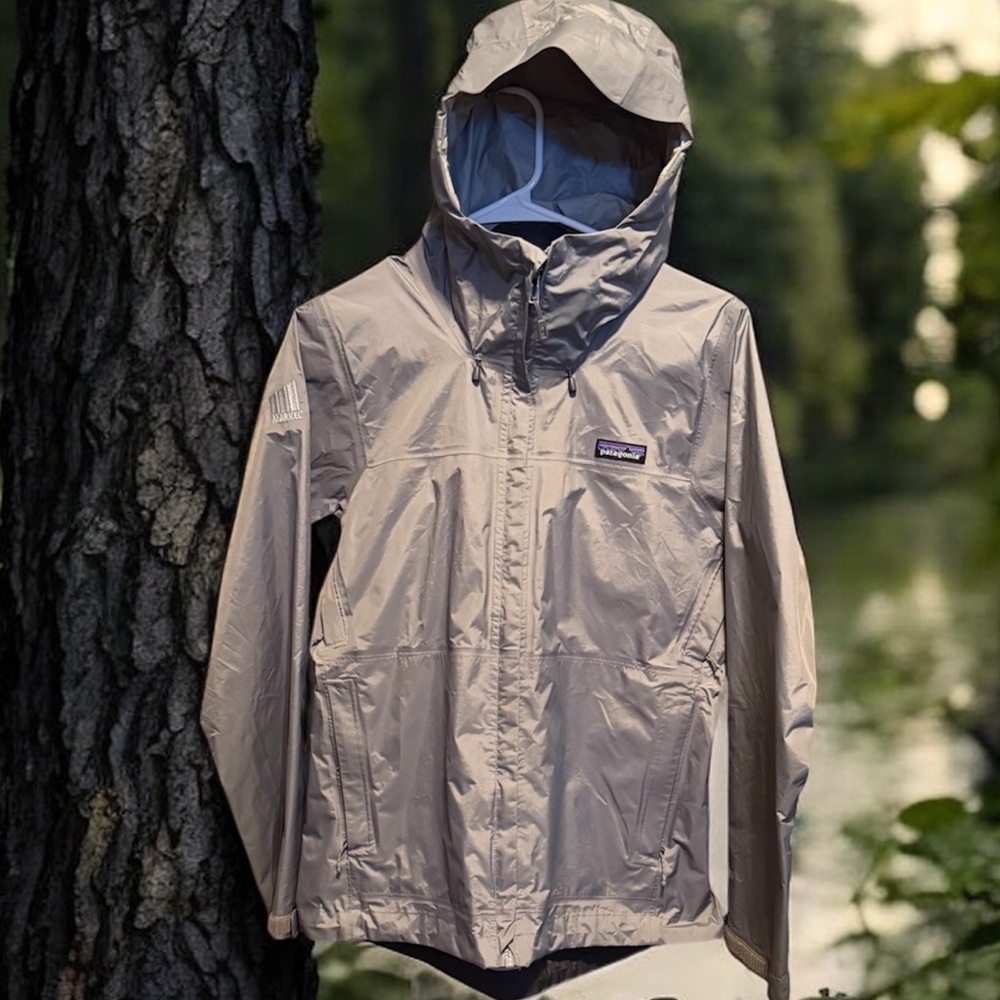 Patagonia Light Taupe Hooded Windbreaker